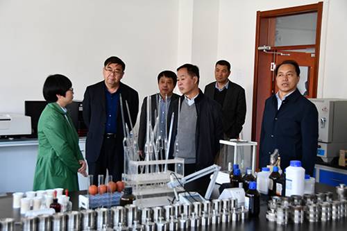 http://www.yau.edu.cn/__local/8/27/FF/5A2A30E7A7EF61466286A2899E8_18E5C355_36380.jpg